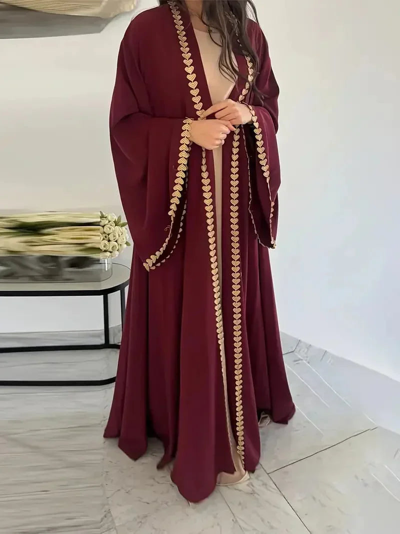 Dil-E-Noor Heart Zarri Embroidered Georgette Abaya