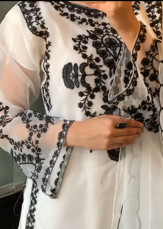 Zoya Heavy Embroidered Organza Festive Set Frill Style 3 Piece Luxury Collection