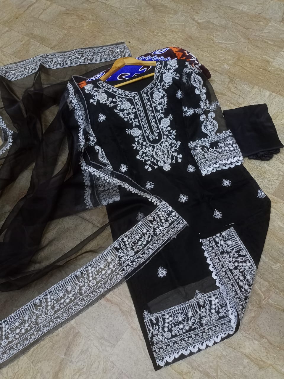 EID 2026 ARRIVAL – Zhilaksha Pk (3-Piece Embroidered Organza Suit)