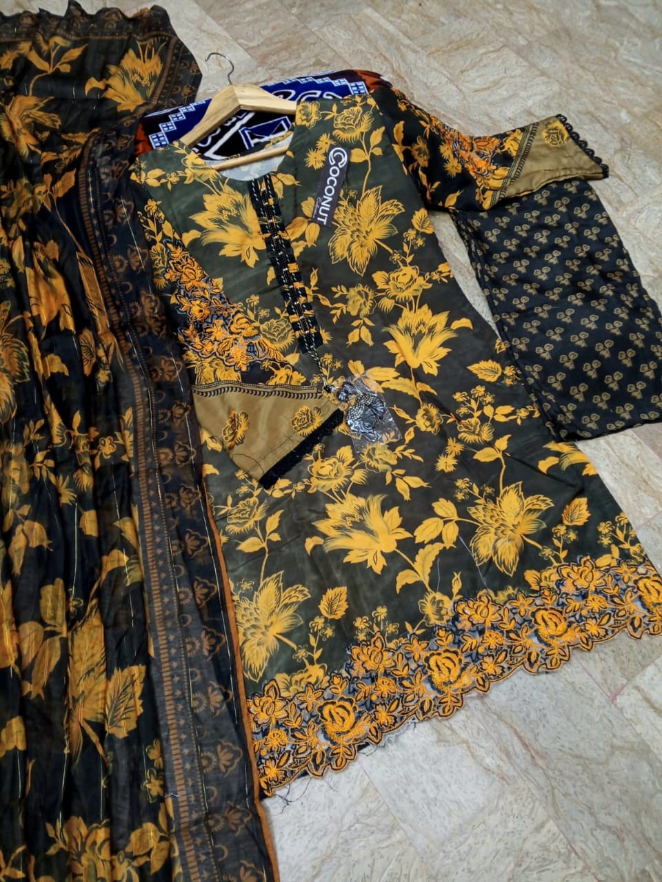 Digital Printed 3PCs – Embroidered & Handwork Suit