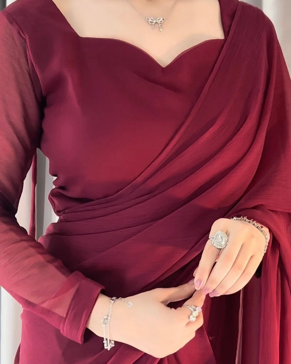 Plain Heart Shaped Neck Grace Signature With Dori Chiffon Saree